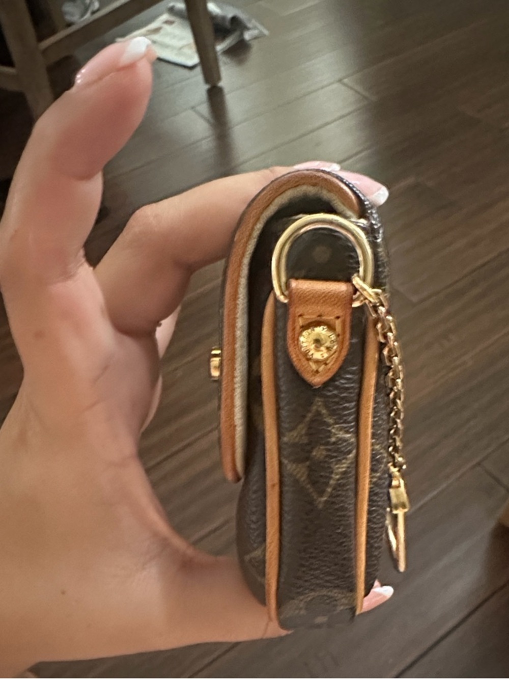 RARE✅LV POUCH LOUIS VUITTON KEY POUCH KEYCHAIN MINI POCHETTE LV lipstick pouch - Picture 16 of 17